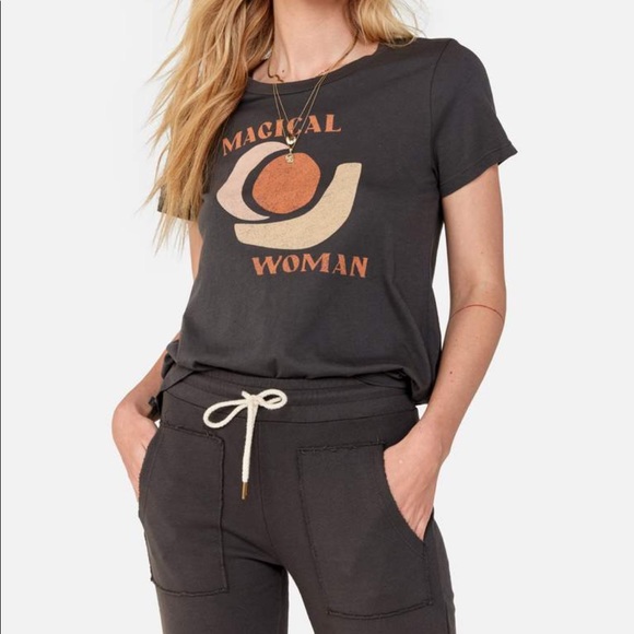 MATE the Label Tops - Mate The Label classic crew graphic Magical Woman